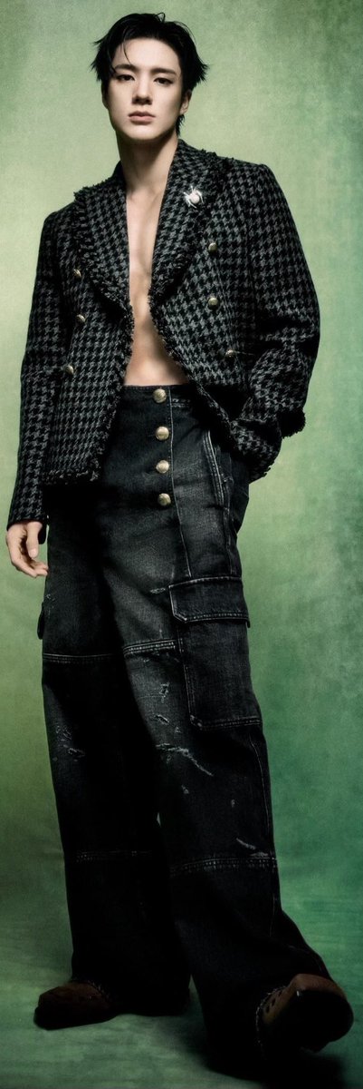 aijiyw's tweet photo. JENO FOR ELLE MEN HONG KONG 😍💙 https://t.co/EK90th9AUX