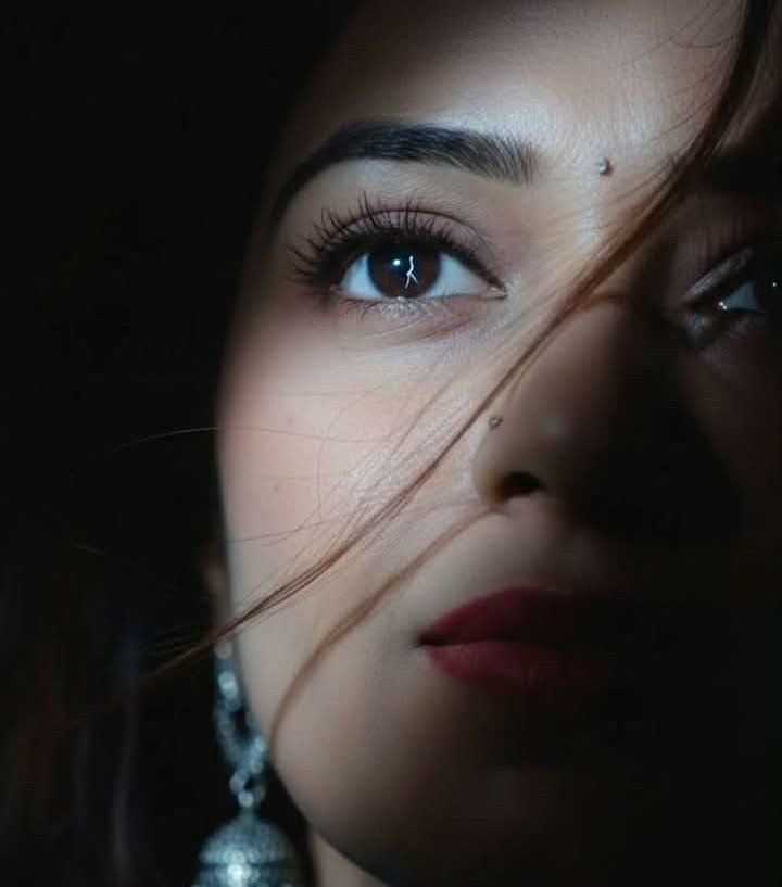__kanishka____'s tweet photo. .

इन हकीकत का क्या करूं मैं ____
   मैंने तो कुछ और ही ख्वाब देखे थे_____!! https://t.co/AAaprvq2tV
