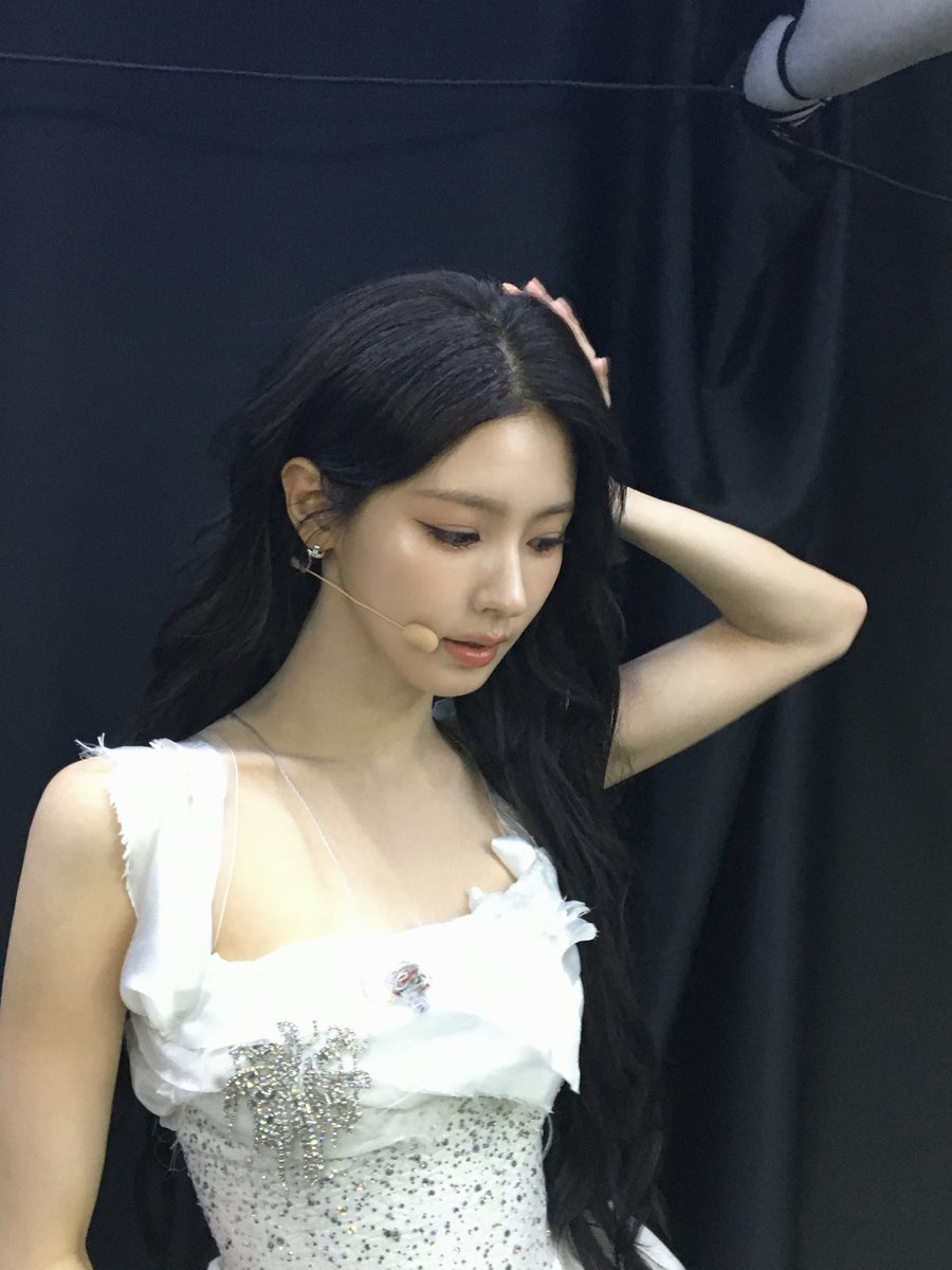 miyeonrc's tweet photo. https://t.co/w4svr4HsvQ