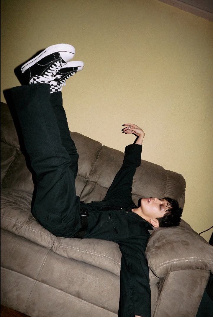 svnjeon's tweet photo. i miss u jitb hobi https://t.co/xd4P9hfXFm
