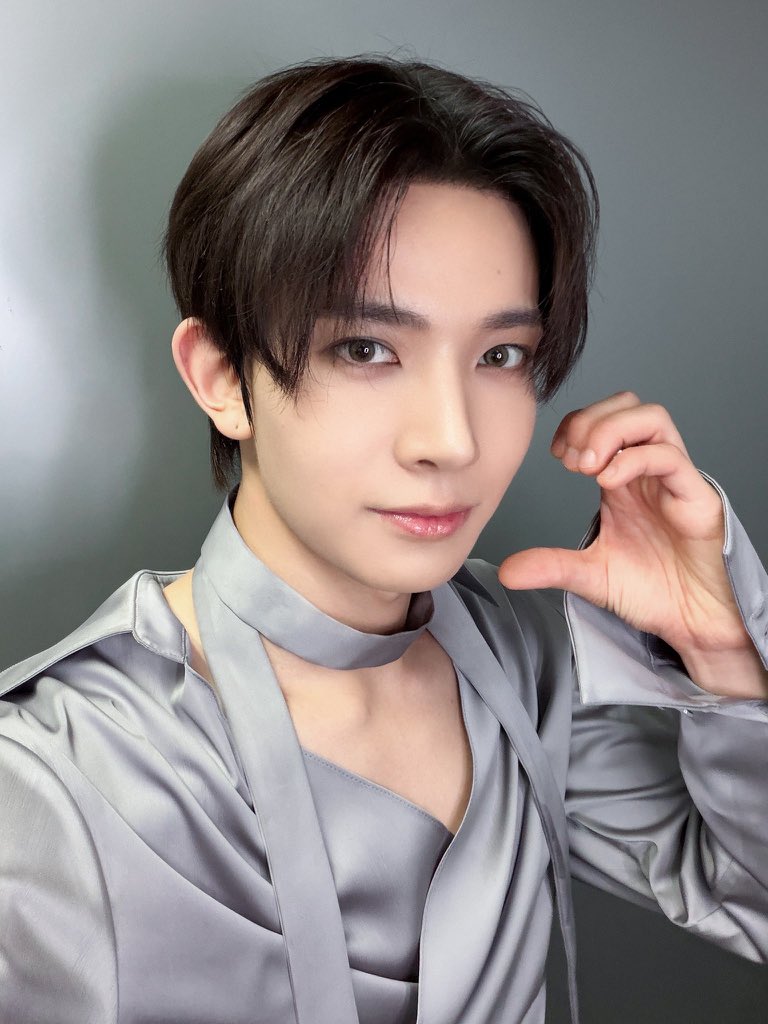 myhoonniebaby's tweet photo. https://t.co/11whm1qUI0