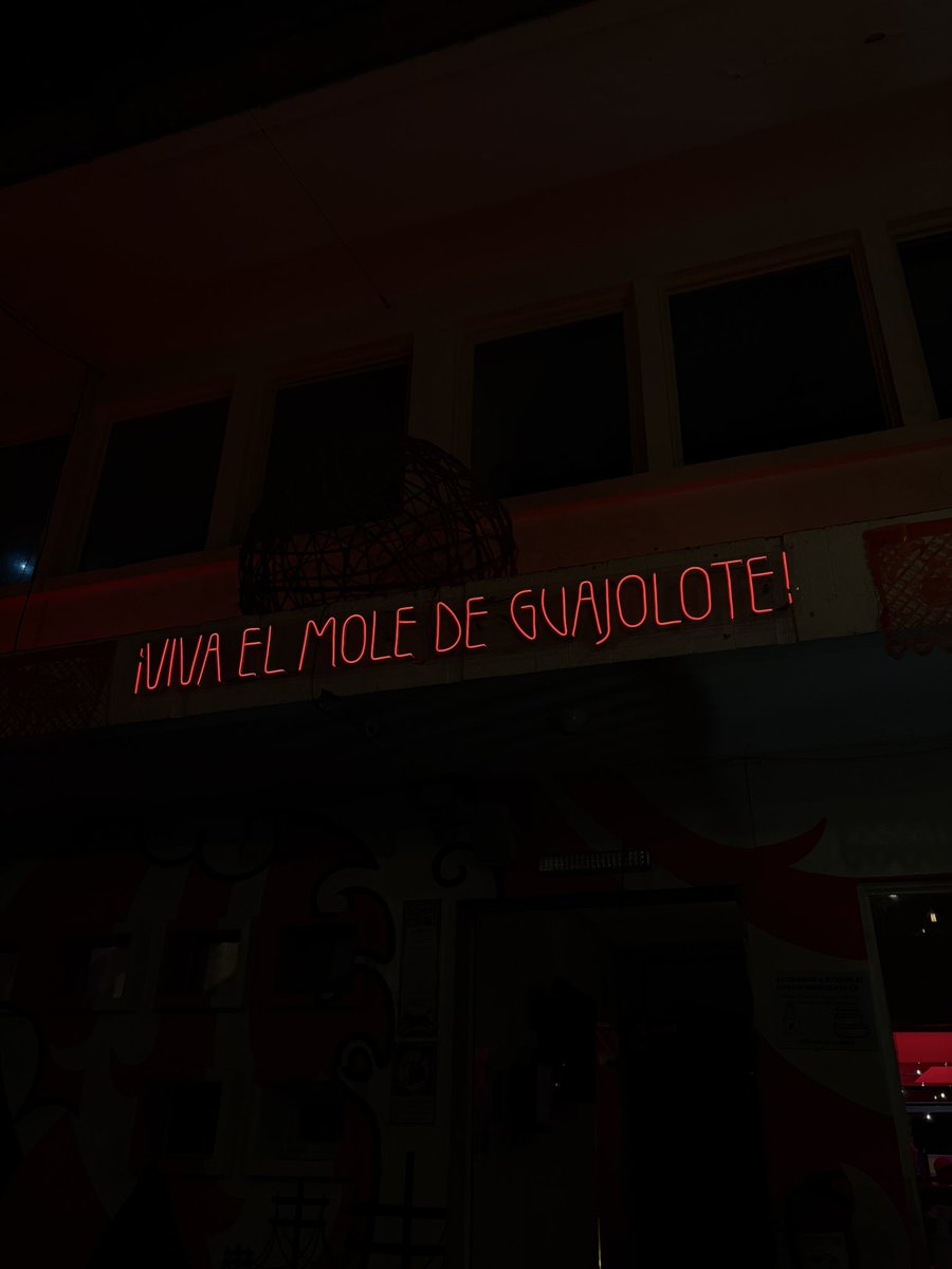 eslyvidal's tweet photo. noche bonita :) https://t.co/OdgN79nE4v