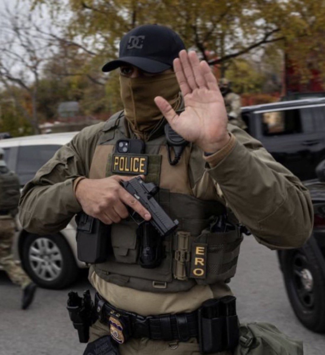 StephehMilce's tweet photo. I STAND WITH ICE AGENTS. THEY ARE MAKING AMERICA SAFER EVERY DAY

❤️ Like if you agree
💬 Leave a comment
🔔 Follow for more updates 🚀 https://t.co/VzQO7kxqOZ