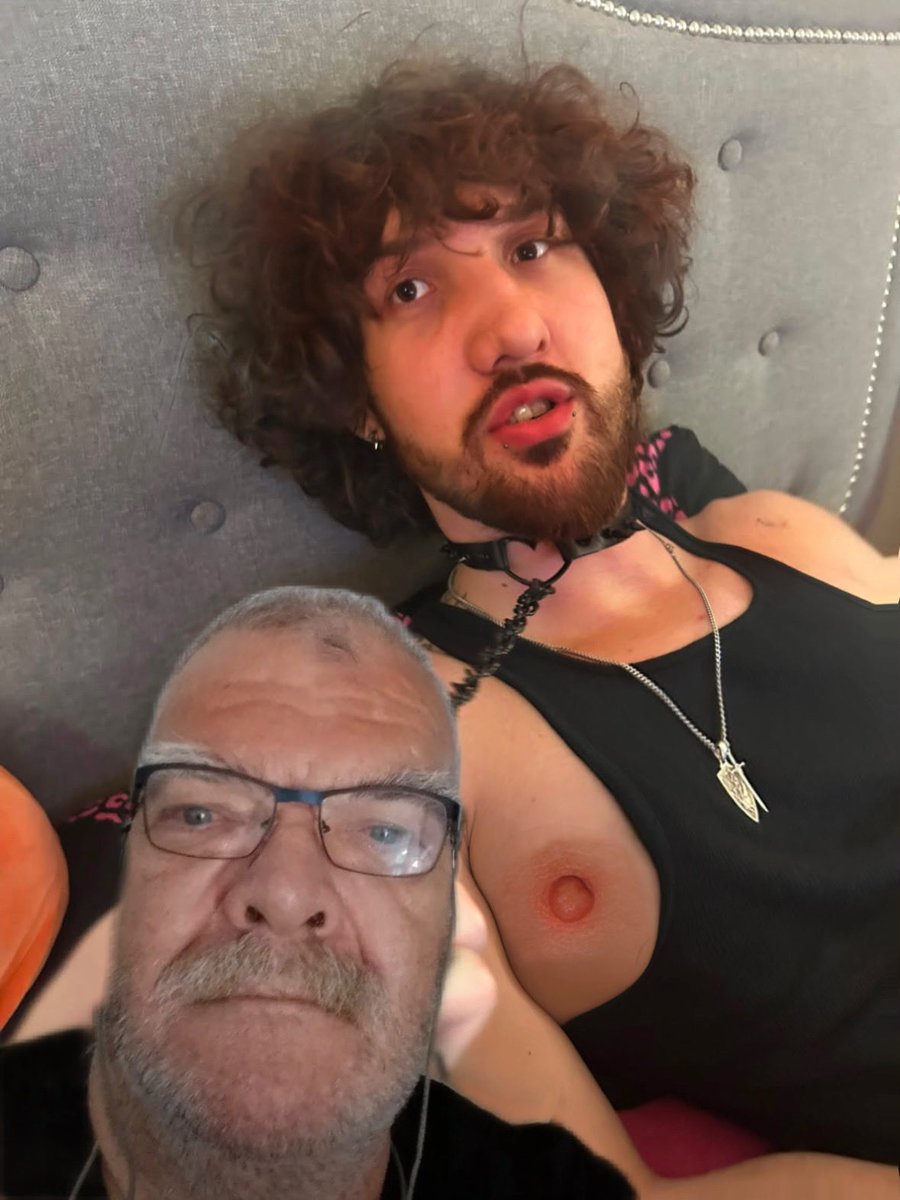Hugh_jacking's tweet photo. this is my son sleeping with his grandpa❤️ https://t.co/mgaCuqUTOF