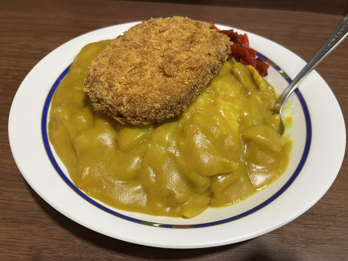 KUC4839's tweet photo. 噂通りの黄色さ https://t.co/bDg5NHJrUI