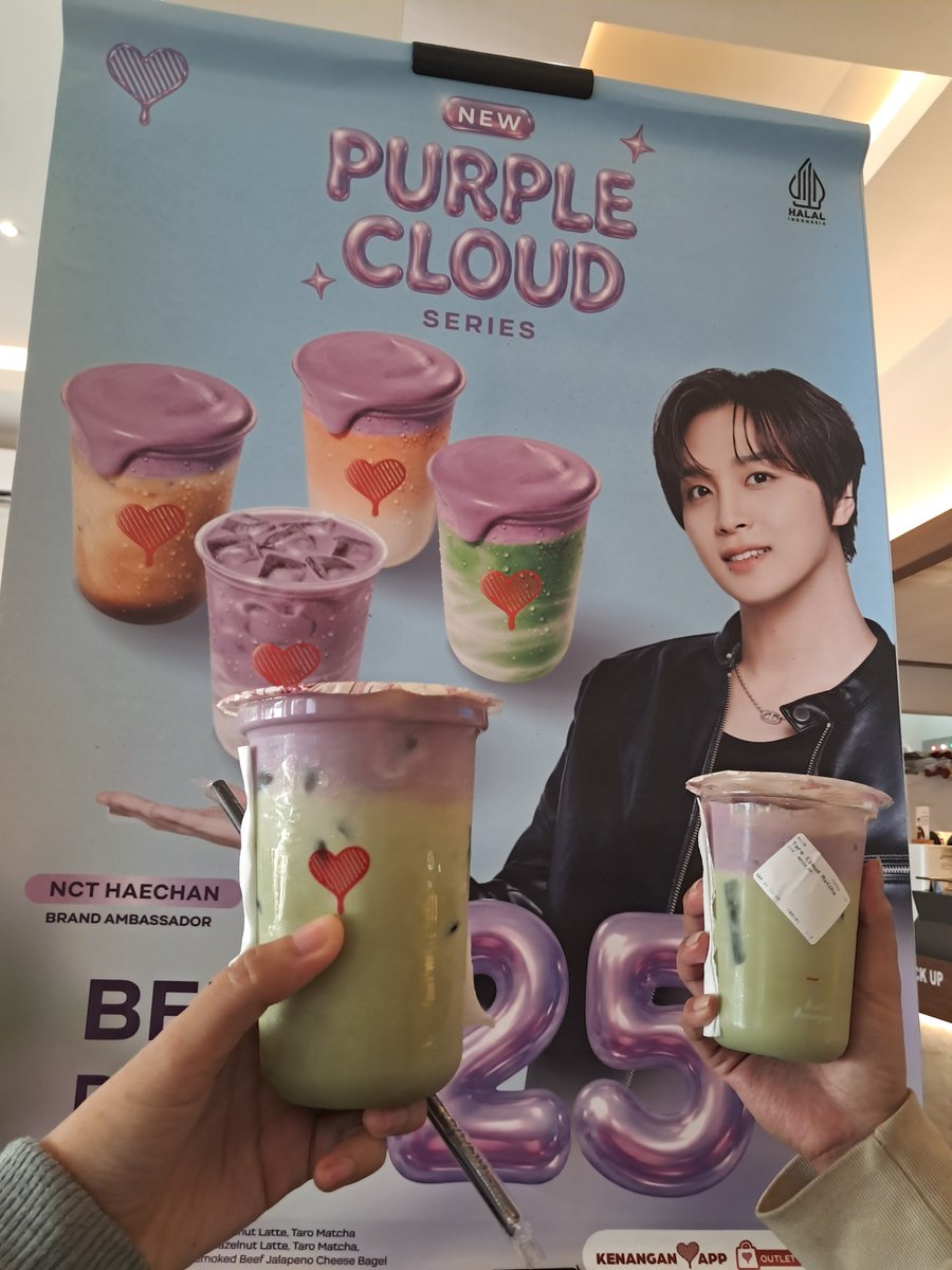 beautifulleyz's tweet photo. ENAKKK aku order yg matcha taro less sugar nyummmm https://t.co/Lechl6gLxn