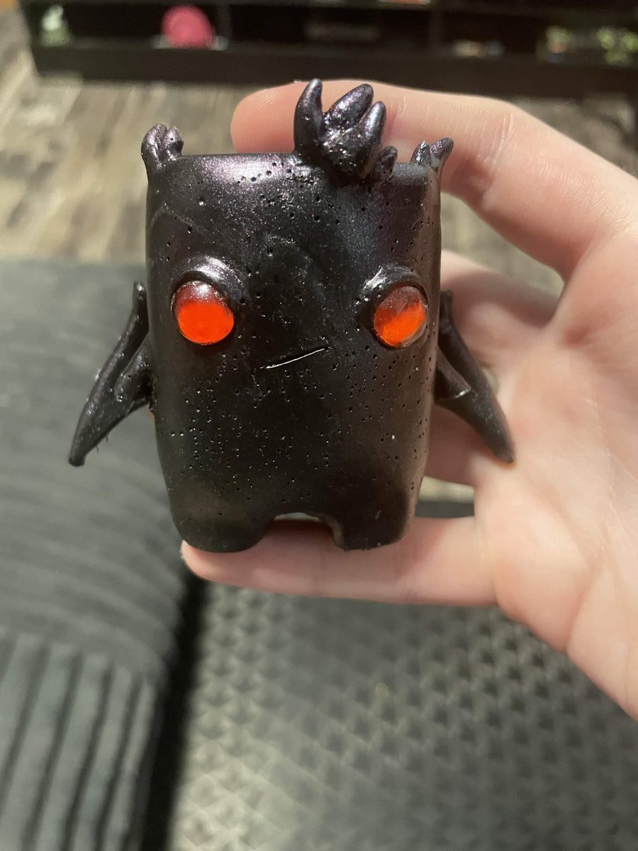 ServiceNarb's tweet photo. Went to da Mothman Festival the other day with fam and, for my FN players out there, does this not look like a Mothman Sprite?? https://t.co/cpkSoqpFD6