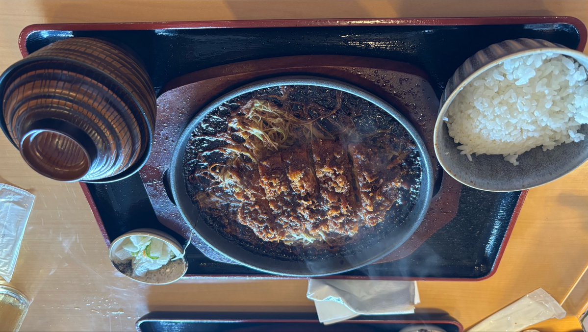 marua_kaiser's tweet photo. 11時半くらいに起きたら家族で昼行くことになって実質朝ごはん https://t.co/427pQBTxyT