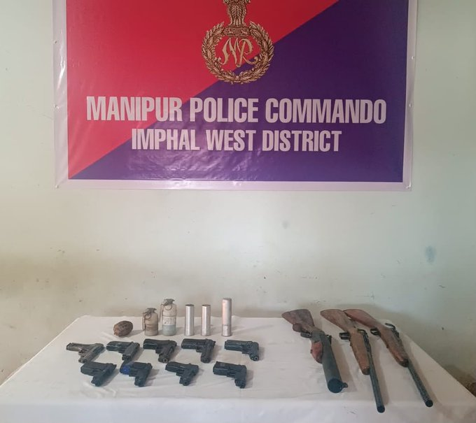 fronlines's tweet photo. Security Forces Step Up Vigilance in Manipur! CDO-IW and 33 Assam Rifles conducted a joint operation in Sajirok, Imphal West, leading to the recovery of a pistol, gun, grenade, 46 live rounds, TSM items and a wireless handset. 🇮🇳 https://t.co/udVHL06t27