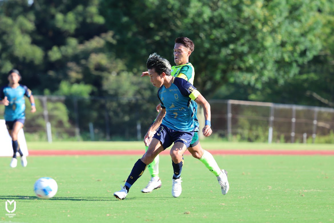 akira03100's tweet photo. リーグ全勝優勝🏆
やけど寧ろこっからが始まり🔥
沢山の応援ありがとうございました！！

#九州リーグ 
#都農町 
#ヴェロスクロノス都農 
#7 https://t.co/suZXxXY1UG