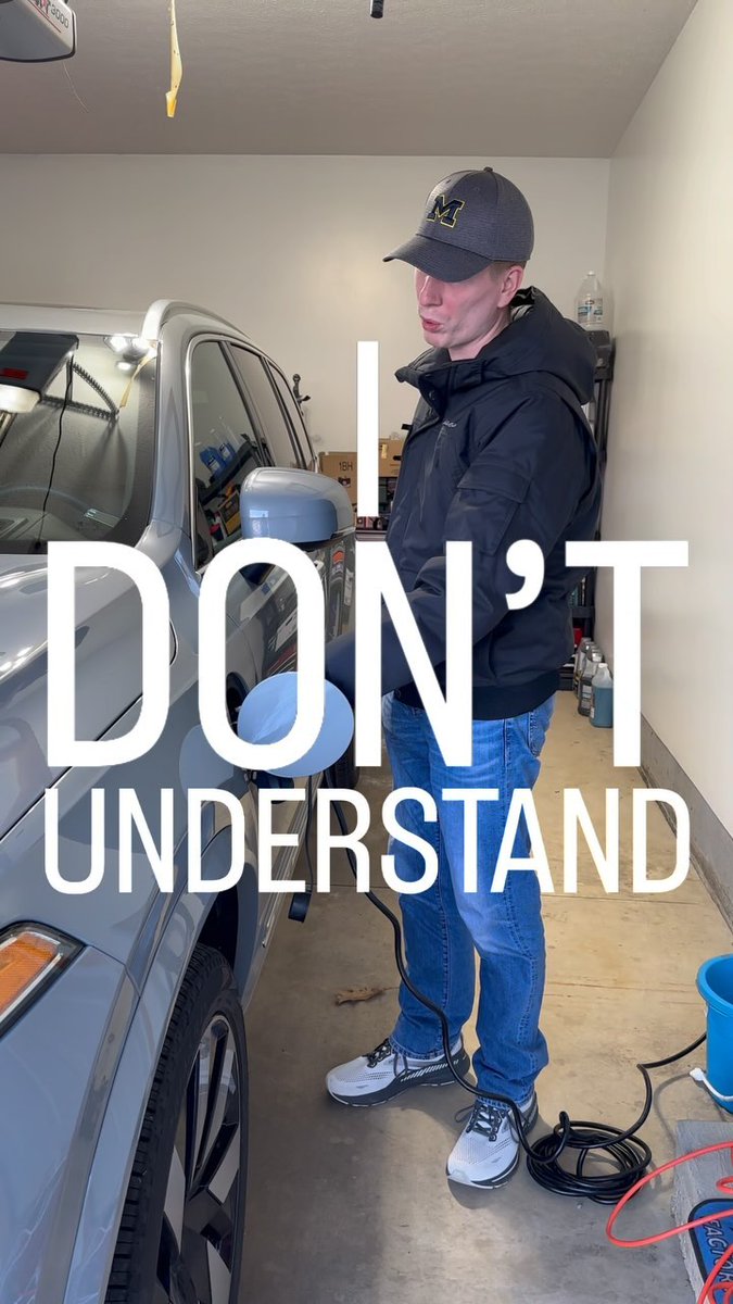 josedavidMoll's tweet photo. Why aren’t plug-in hybrids more popular? The 2024 Volvo XC90 Recharge shows why they make sense in almost every situation. https://t.co/gFCyNd7Xgb