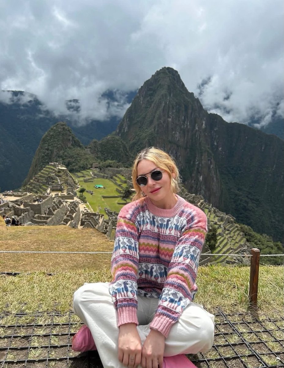 garoagema's tweet photo. La casa más famosa no podrán con esta niña ..
Pretty Valley vio crecer ala qué es famosa hoy en día
Éxito
GEMA GANADORA estamos contigo
@garoagema @LaCasaFamososMx https://t.co/zDqrCCBvTV
