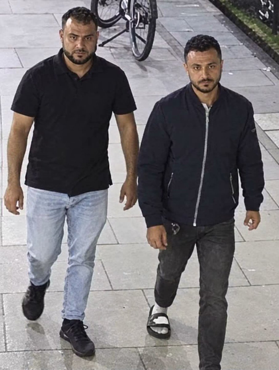 POB4LIFE's tweet photo. 🚨   🚨   🚨 
WE NEED THESE FACES EVERYWHERE! The Met Police have released images of two men after a 13-year-old girl was led into Weavers Fields park and raped, in London

Crimestoppers are offering a £10,000 reward for information that leads to the arrest of those responsible. https://t.co/zFKS8k3xlD