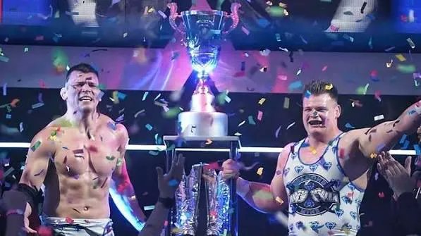 divacrave's tweet photo. @JuliusCreedWWE creed repeat!! https://t.co/DHz6csdFv9
