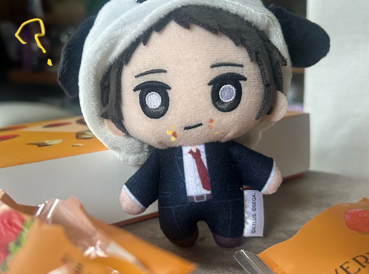 Green_Fake_lain's tweet photo. あの…それ自分が頂いたお土産なんですけど……。

え？なに？置いてる方が悪いんじゃない。僕に食べてくださいって言ってるようなもんじゃん？だいたいそんなに大事にしてたんならさー、最初から名前でも書いとけばよかったでしょ。黙って置いてあったら、そりゃ食べてもいいやつだと思うよ。君の家の https://t.co/Gl9oOYcDKV
