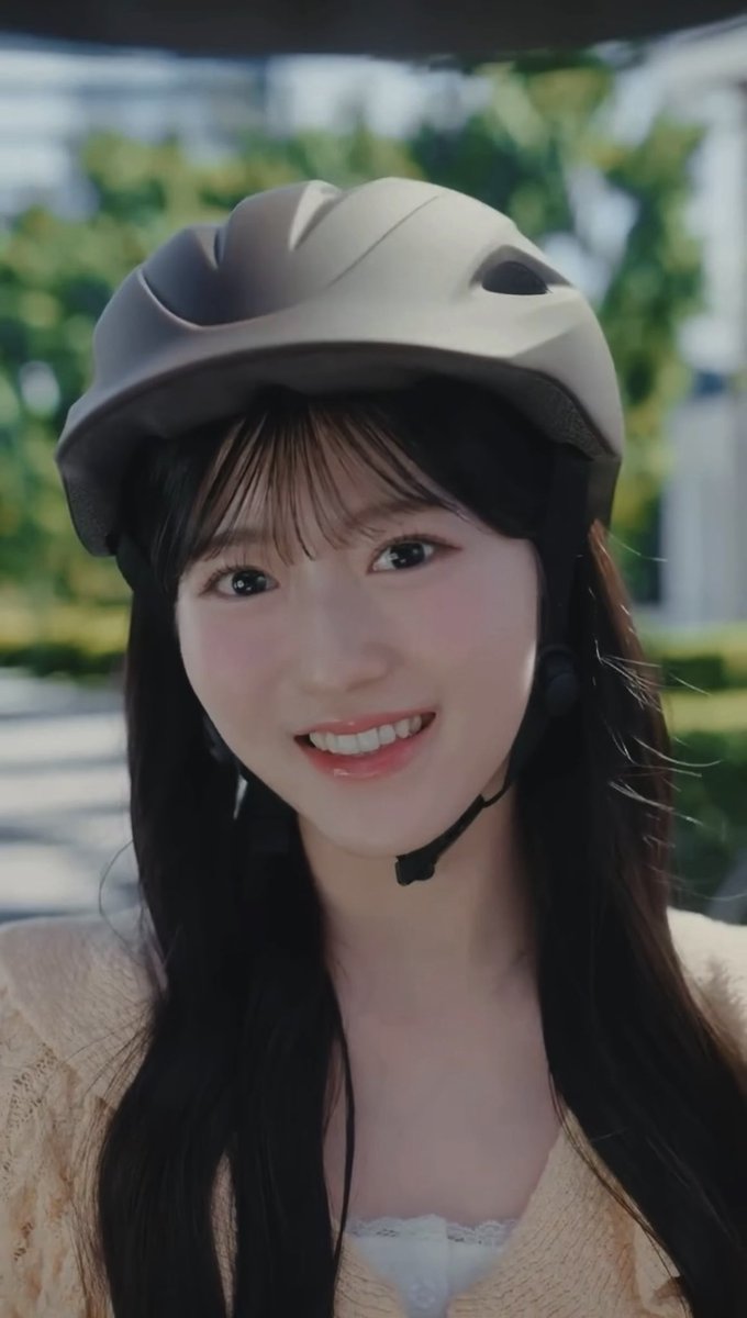 Ferchan0909's tweet photo. 八木愛月ちゃんとCMの適合度100（㌫。）！

この距離の近さ🥹
明るい笑顔🥹
毎日ヘルメットかぶるぞ！(ｿﾝﾅﾋﾂﾖｳﾅｲ)
#八木愛月  #JA共済 https://t.co/YKGIwA7RVJ