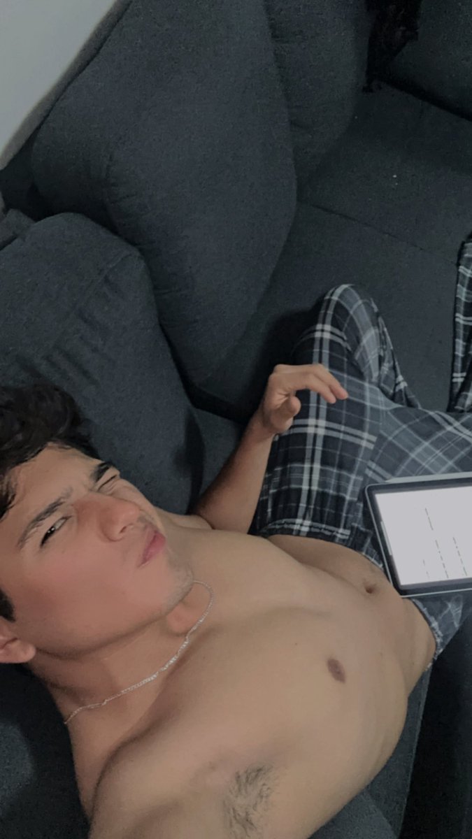 sackalv0's tweet photo. Sunday relax🫧 https://t.co/sdW9bJjVmW