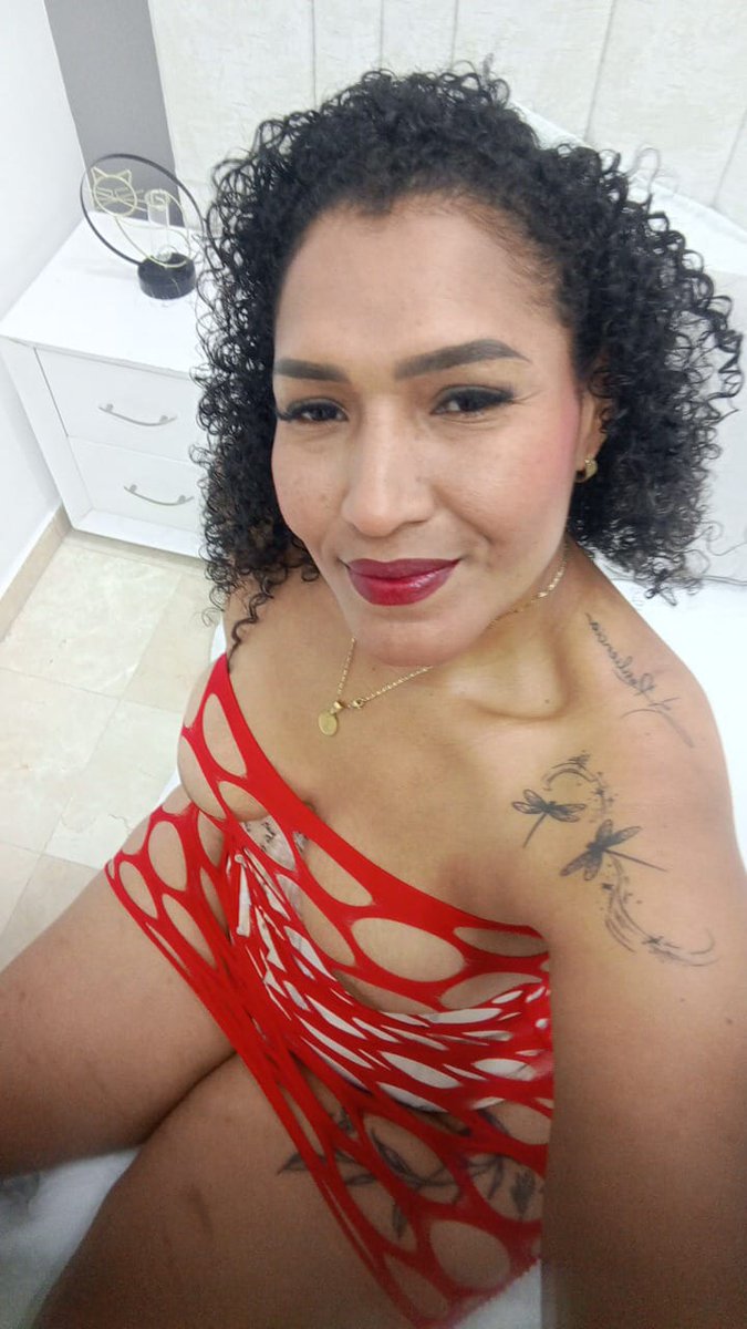 AnthonelaRusso's tweet photo. Hey Guys! I'm now LIVE on @Stripchat. Come play with me! 😈 #stripmenow #stripchat #stripchatlive 👉 https://t.co/htTRRZZsms https://t.co/tENQInrHwE