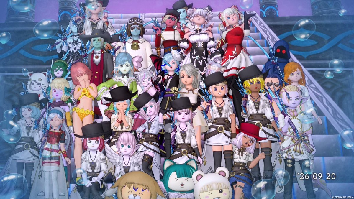 MAI_DQ10_'s tweet photo. アライバルさんに色々教えてもらって、鈴音ちゃんの配信に参加して、釣りまくりました！キングが釣れて賞金ゲット！
楽しかった〜😊
集合写真で、ぷにぷにぃさんを見つけてこっそり隣でパシャ！隠れファンで〜す(//∇//) https://t.co/aACyCfsPA3