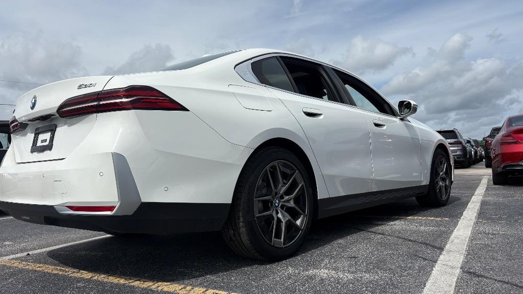 dessynhac's tweet photo. Experience luxury and performance in this 2026 BMW 530i xDrive. Pearl White, Black interior, 2. 0L turbo, AWD, 29, 070 miles. Available for $45, 488. Schedule your test drive today. https://t.co/z2XQu6aygY