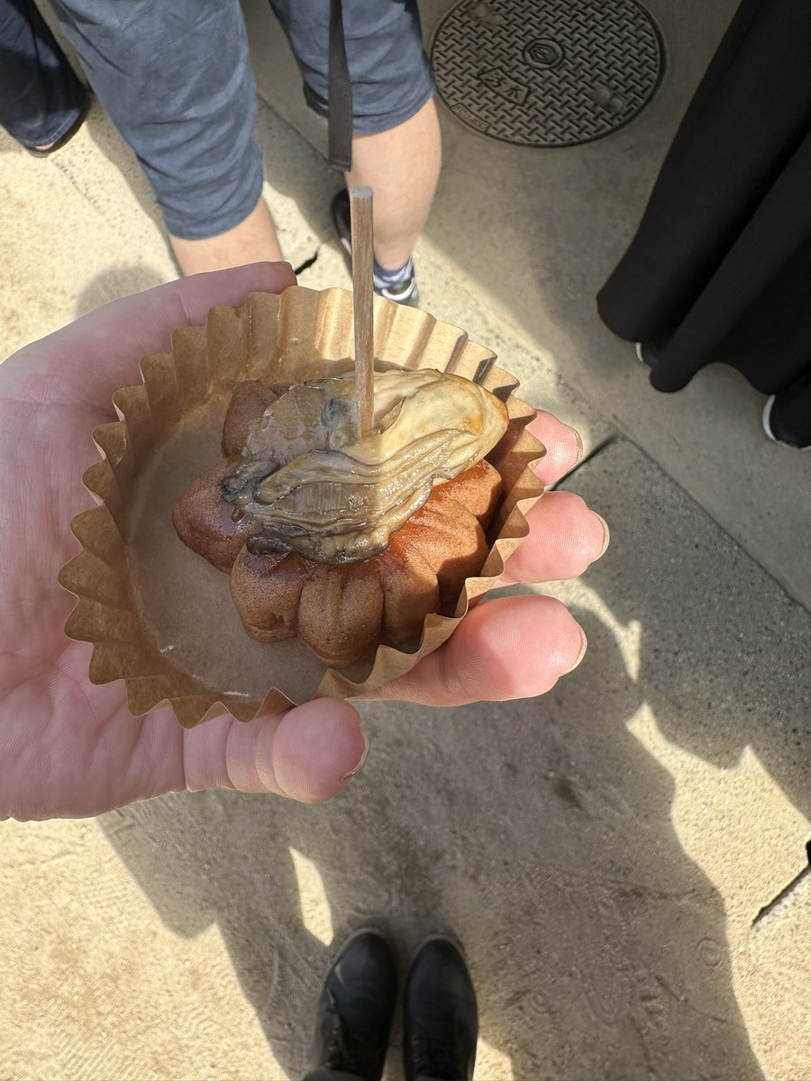 farenizm's tweet photo. 宮島食べ歩き旅2日目！牡蠣づくし(朝は牡蠣カレーパン食べた)
宮島水族館も行って大満喫の大満足！ https://t.co/QoeOYWpERr