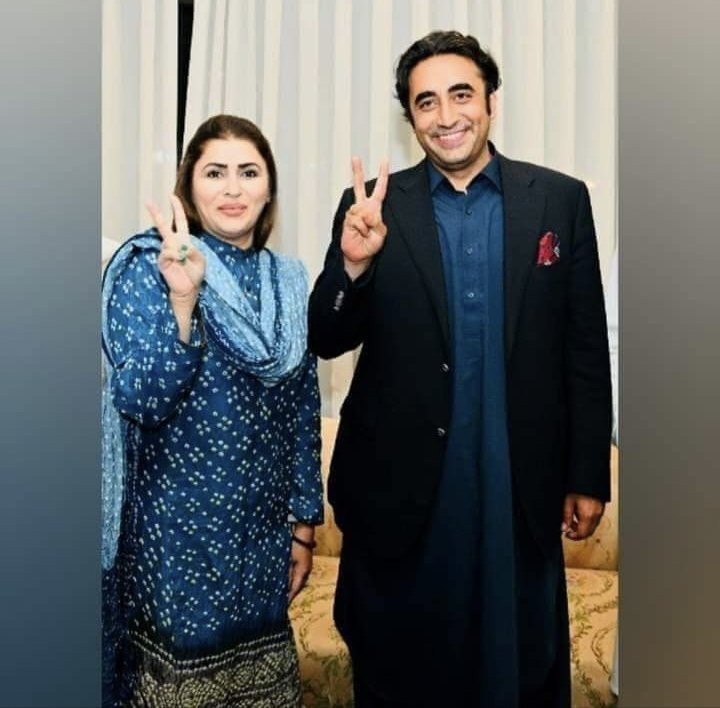 GaneshKumarppp's tweet photo. جنم ڏينھن مبارڪون بينظير جا لال....❣️🫶
Happy Birthday to Chairman PPP Bilawal Bhutto Zardari! 🎂❤️
May Allah bless you with success, health, and strength to serve the people. 🤲
@BBhuttoZardari
#HBD @BBhuttoZardari #JeayBhutto 🇱🇾
@ShaziaAttaMarri @Anny_Marri 
@AseefaBZ https://t.co/GwG9GVXW0T