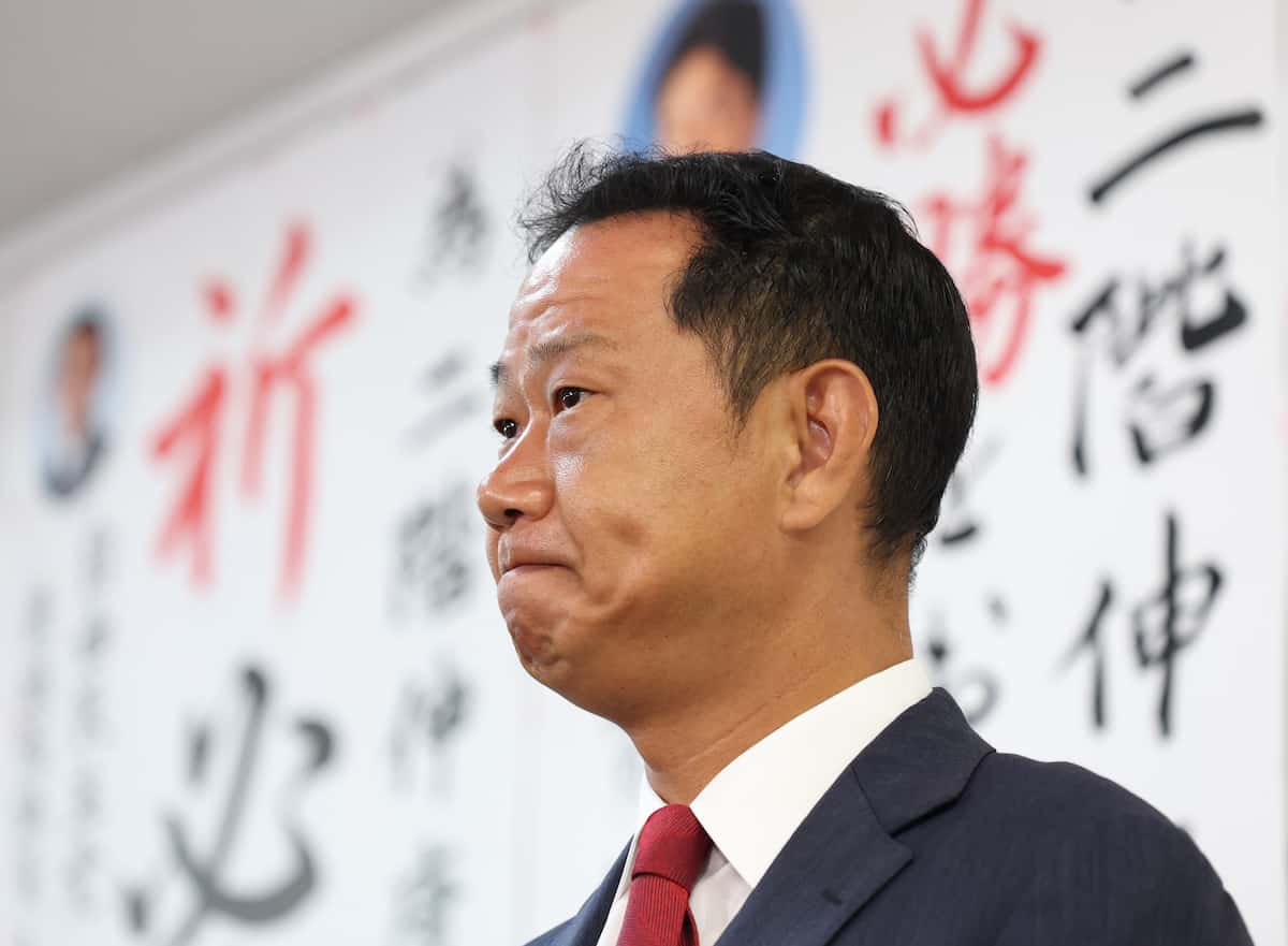 Tanakaseiji14's tweet photo. 二階の世襲は！
許さないって人！🙋‍♀️！

二階伸康「私は父の背中を見て育ってまいりました」 https://t.co/mgxTTASQQS