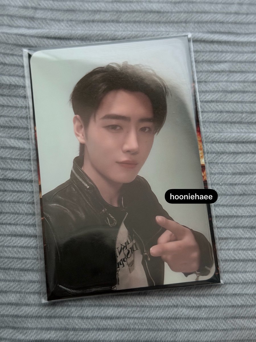 hooniehaee's tweet photo. 엔하이픈 성훈 포카 양도 vr 콘서트 브이알
Wts enhypen concert sunghoon

0.8
배송비 +0.18

bloody paradise album 데스티니 앨범 엔진반 포토카드 럭키드로우 정원 제이크 선우 니키 jungwon jay jake sunoo niki pob enha knife poca pc photocard sell https://t.co/poFfyJ0l6G