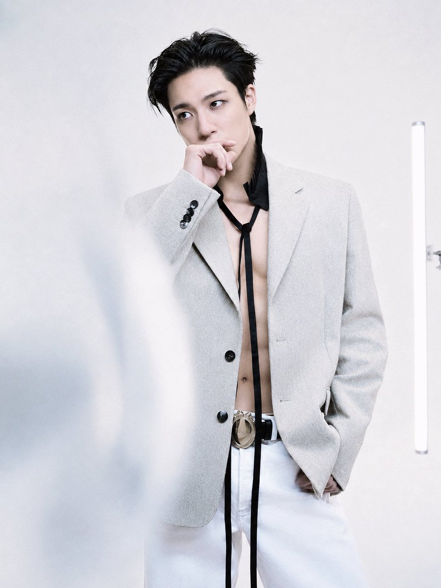 carmen7144_'s tweet photo. JENO ON ELLE MEN HK
#ELLEMENHKxJENO https://t.co/qZlQld4cRu