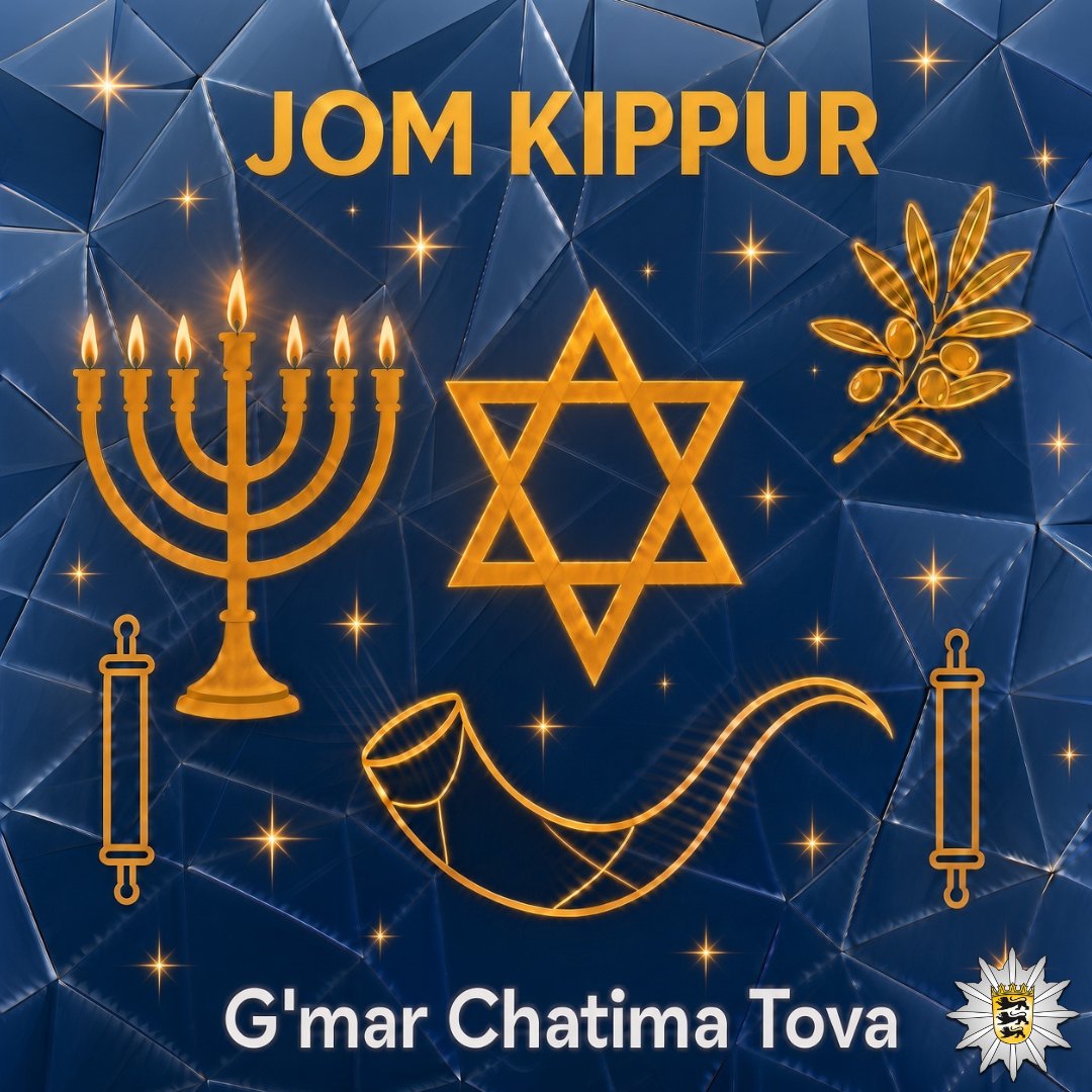 PP_Stuttgart's tweet photo. Heute ist #JomKippur, der höchste jüdische Feiertag. ✨🕯️ Wir wünschen unseren jüdischen Kolleginnen und Kollegen sowie allen, die Jom Kippur begehen, einen friedvollen Feiertag gemeinsam mit Euren Freunden und Familien. G'mar Chatima Tova! Eure #Polizei #Stuttgart https://t.co/9lZobOnwEm