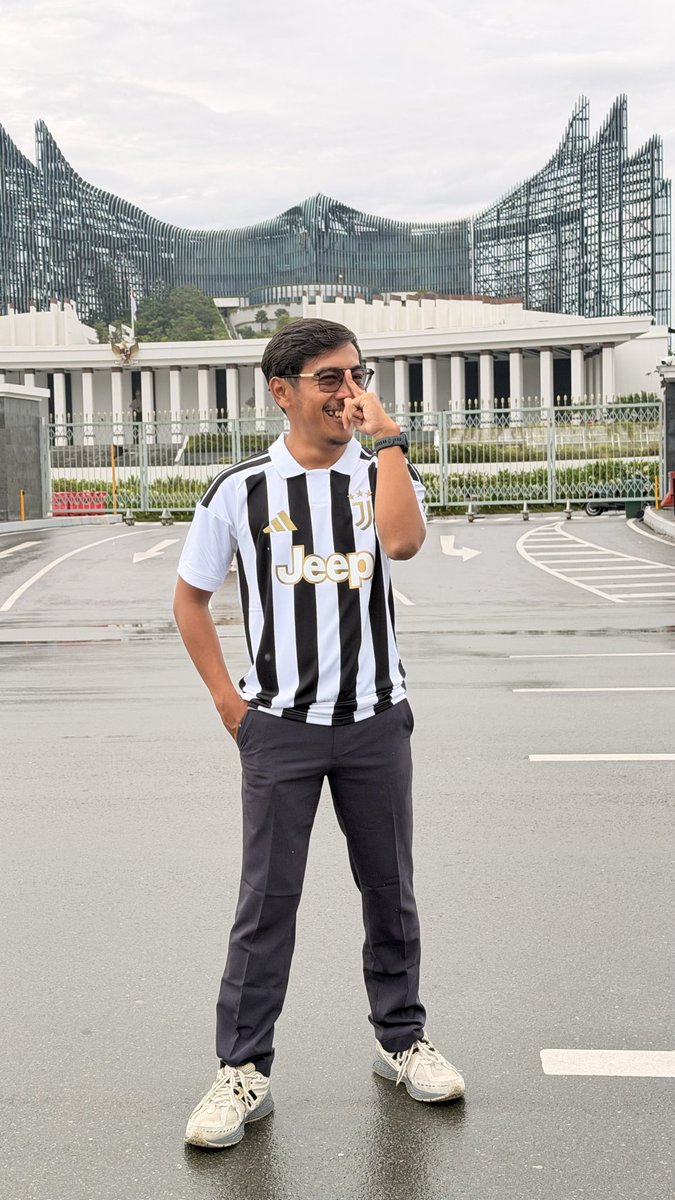 weeklyrunner77's tweet photo. @JCIndonesia Senin yg happy https://t.co/I8g4GJavPN