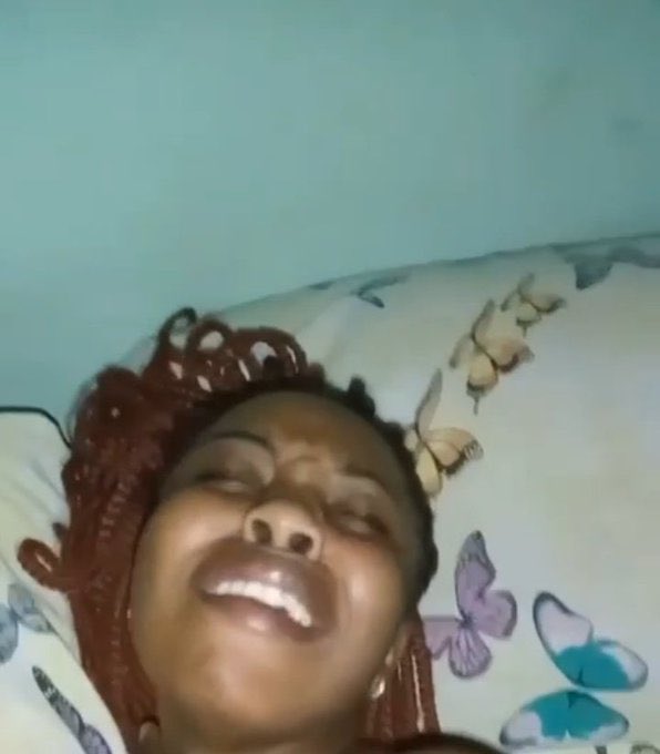milesskim's tweet photo. KNH nurse videos are still going rounds 📹😭👇 https://t.co/qdhyhV4Qqg
