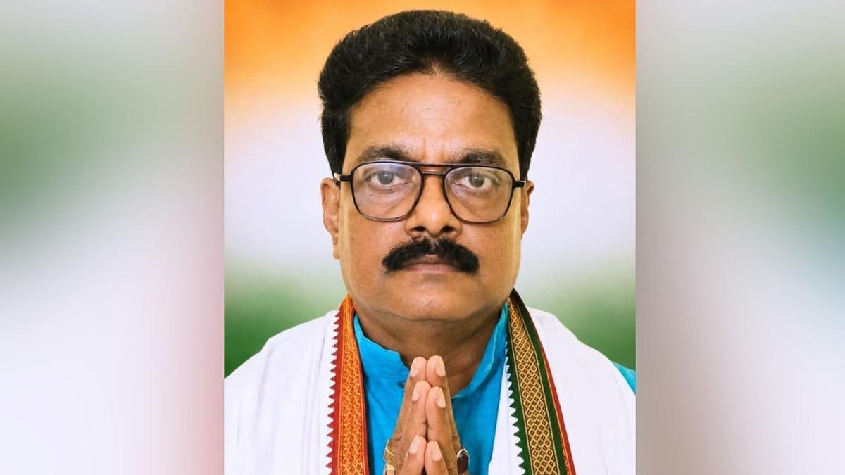 LiveLawIndia's tweet photo. #BREAKING Indian National Congress @INCIndia candidate Milan Pradhan has approached Calcutta High Court against his detention ahead of the Nandigram Assembly By-Poll by the West Bengal Police.

Counsel: My date of election is 6th October, I am already in custody…the last date of campaign is 4th October. I am seeking protection 

Court: very well, tomorrow

#WestBengal