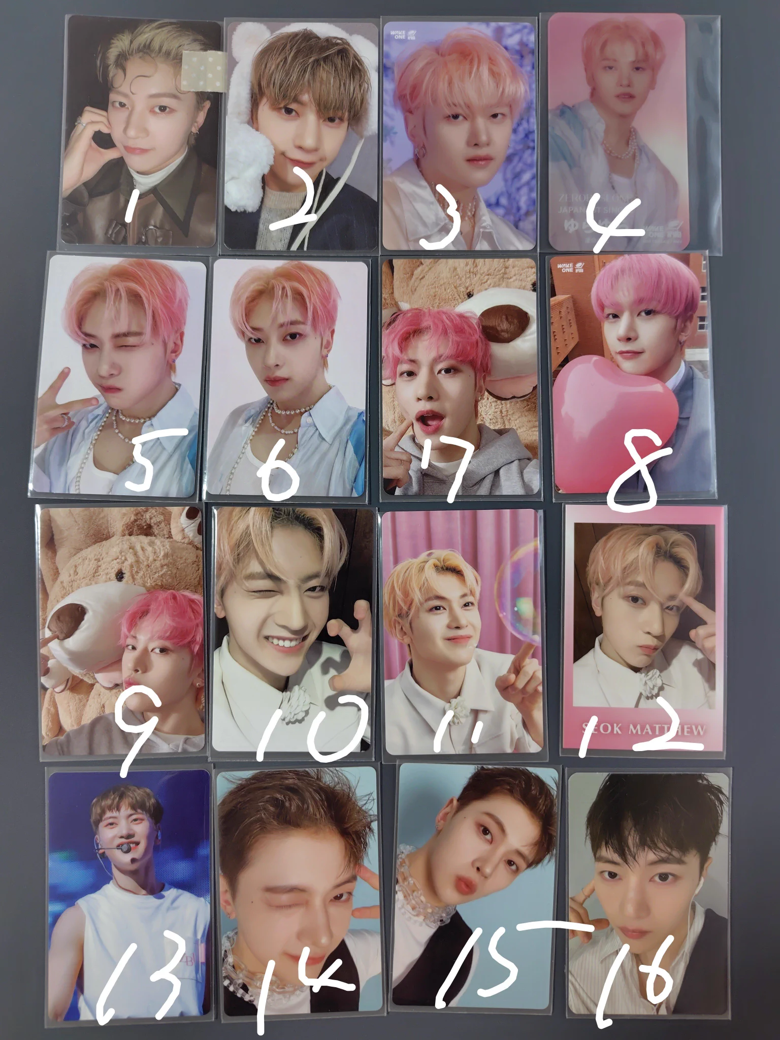 𝐑 on X: 