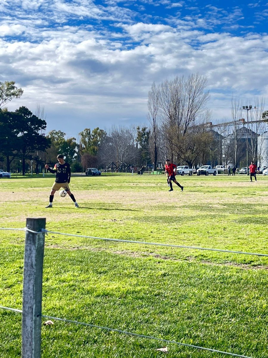AxelRamborger's tweet photo. @fmluzu_ Buen dia Chicos!! Mis findes se ven asi 😍⚽️ 
Saludos!! #fmluzu https://t.co/dSV6urtXN6