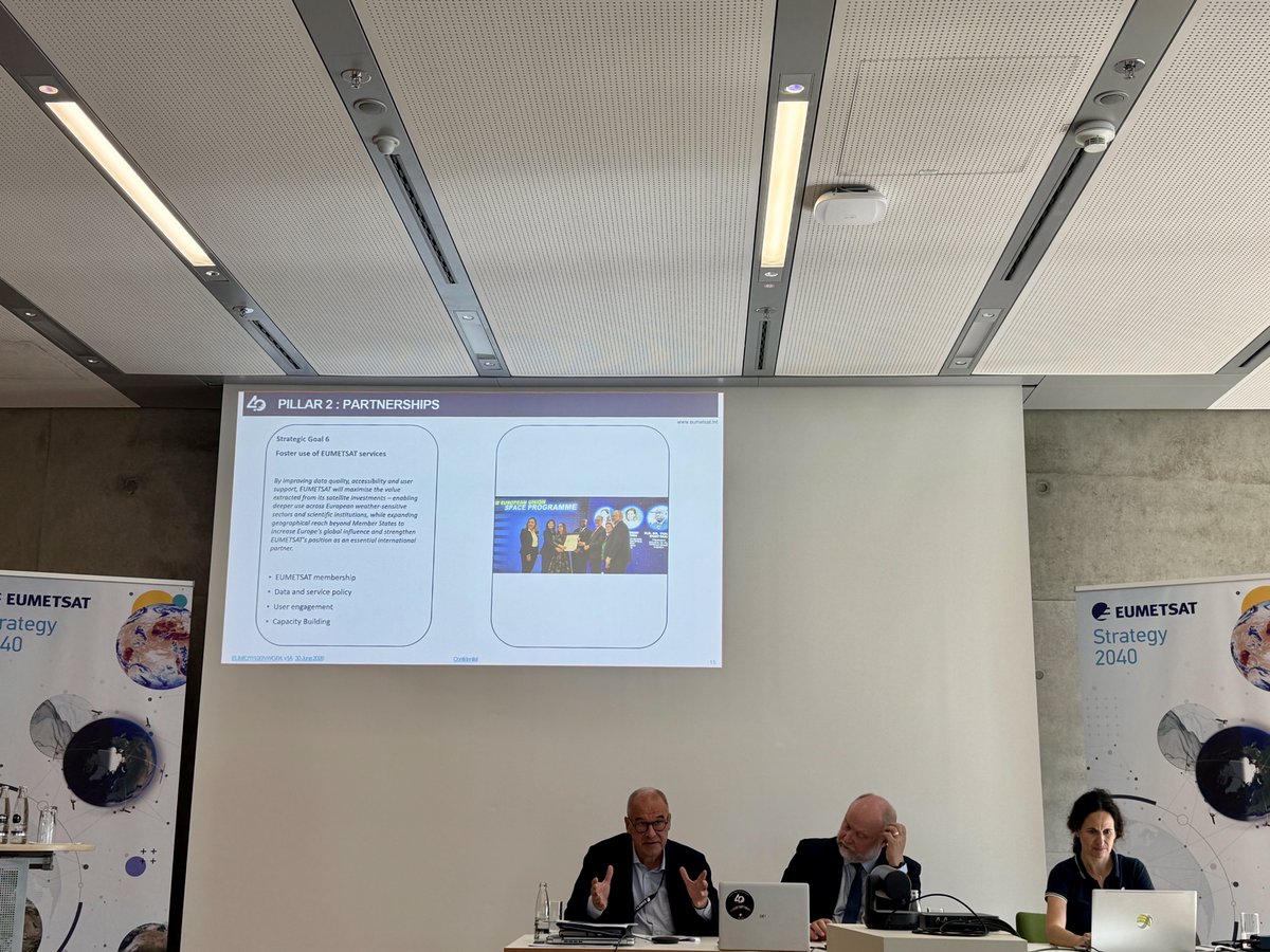 eumetsat's tweet photo. Today at #EMSC2026, DG Phil Evans & Paul Counet presented our new Strategy 2040 to journalists.
In a milestone year celebrating our 40th anniversary & major launches like MTG-I2 & Sentinel-3C, Strategy 2040 defines our trajectory for the next decade. ๐ฐ๏ธ
https://t.co/AX1auiOTOV https://t.co/1e7TuwoC64