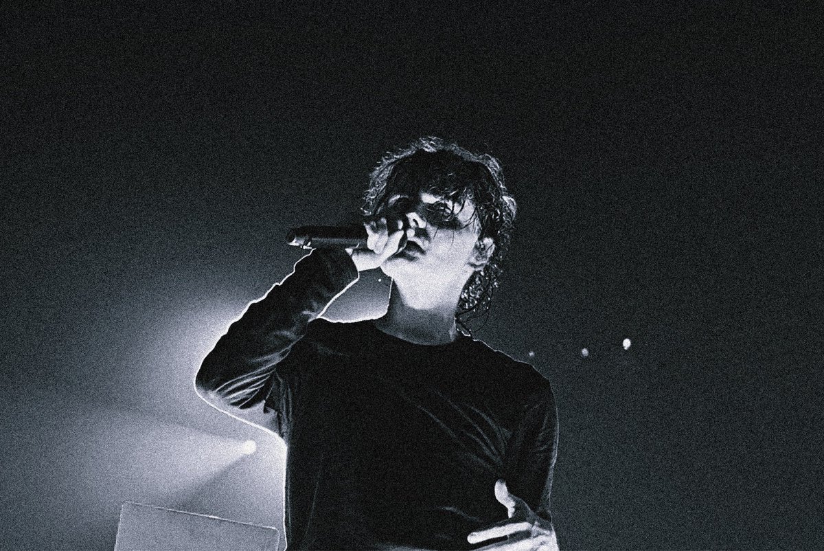 itsashleigh14's tweet photo. Still not over San Antonio btw… about to photo dump all my photos I’ve edited at this point. ALSO I was so excited when Ray walked over near the pit 😩 #mcr #mychemicalromance #mcrmy #mcrsanantonio https://t.co/ubCHgnOC7p