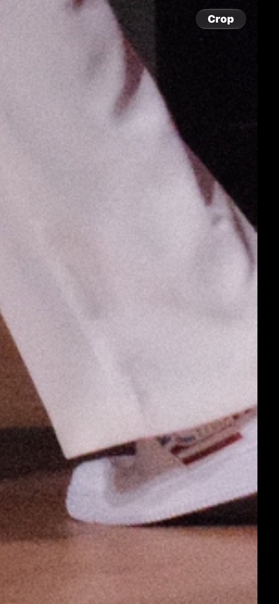 dannyapurcell's tweet photo. @lisaknows429 It also just isn’t true she wore these. How do I know. I took some photos when I was there. https://t.co/fUpW3pT6Cb