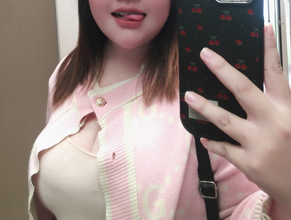 NanNanN36908257's tweet photo. แบร่👅 #ขอนแก่น https://t.co/usFo3RvXxK