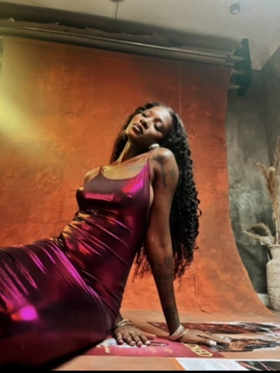 NoirDoll__'s tweet photo. Good morning to my Goddessa and my lovely ETHEREALS 🥹🦋👑

A brand-new day to love our Queen, bask in her aura, and count our blessings. 🤭✨ May today be kind to us, may joy find us, and may our Goddess keep glowing the way only she can. ❤️‍🔥👑

ETHEREALS, let’s make today beautiful. 🦋✨
#GoddessaOkechukwu
#EtherealsForGoddessa
#BBNaija