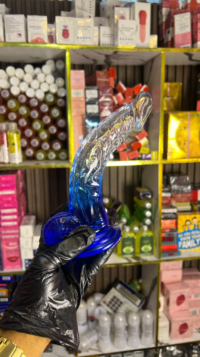 hedonasexstore's tweet photo. @lesbisam Most of them are made of Borosilicate glass, and that material is wayy stronger than any cooch, but we understand your worry. If you like the transparent aesthetics, but don't trust glass, try our silicone, two toned Dildos.
25K. Also comes in purple

https://t.co/ikM6GdbBii https://t.co/5TGjYp7m7m