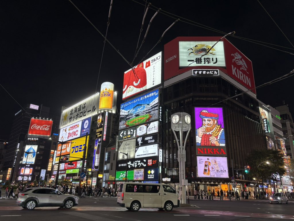 fujitter0319's tweet photo. 初めてのすすきの https://t.co/yfyEAShooG