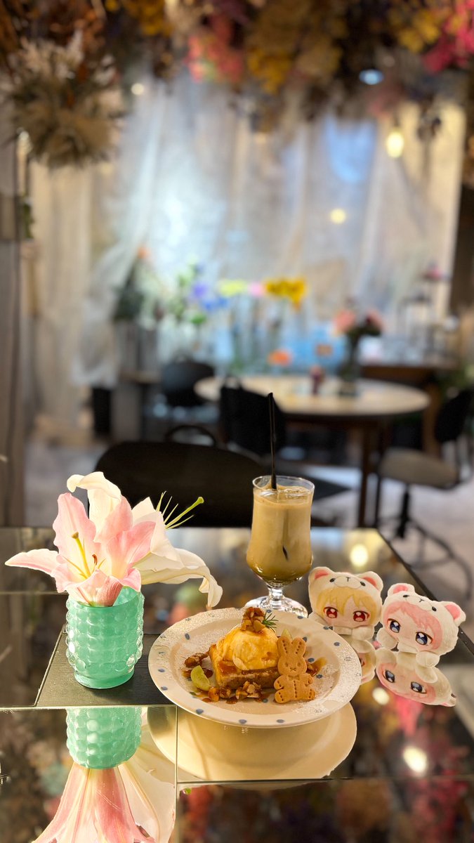 xsu_rela's tweet photo. 📍HAMORU CAFE/福岡 千早駅
博多よりちょっと離れてるけど知ってる人は知ってるカフェ☕*お花屋さんがカフェ開いていてお花のいい香りと雰囲気を一緒に楽しめるし素敵✨️ https://t.co/PBr15gCPRO