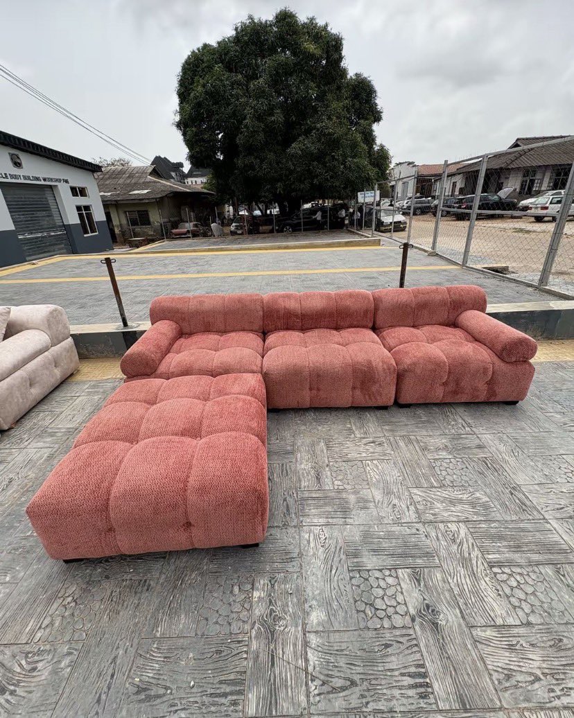 Braunmann20's tweet photo. Let’s bring your home interior vision to life! I'm fully engaged and ready to assist you. Please send a direct message for details. Delivery available across all states! https://t.co/dNIzhLJo3G