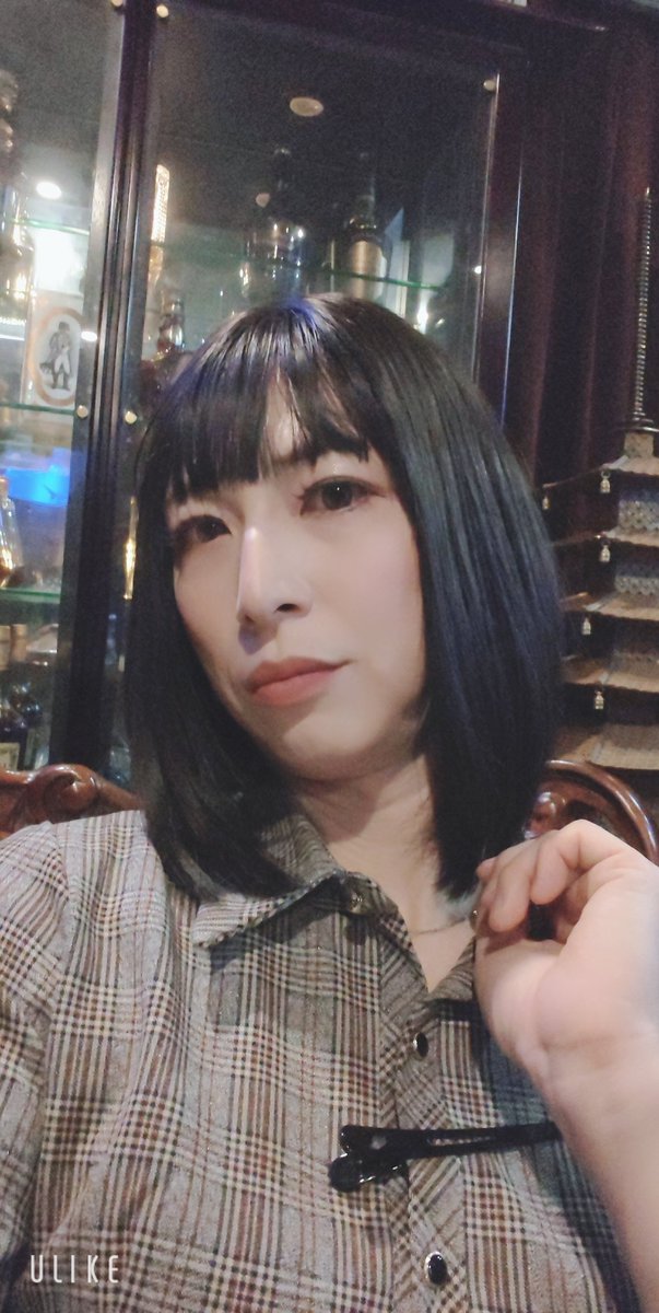 a_akasaka0301's tweet photo. 今日は19:00-5:00で出勤してます😊
台風なのでお気をつけてお越し下さい!
@kuriko_bar https://t.co/nvG6O7aEON