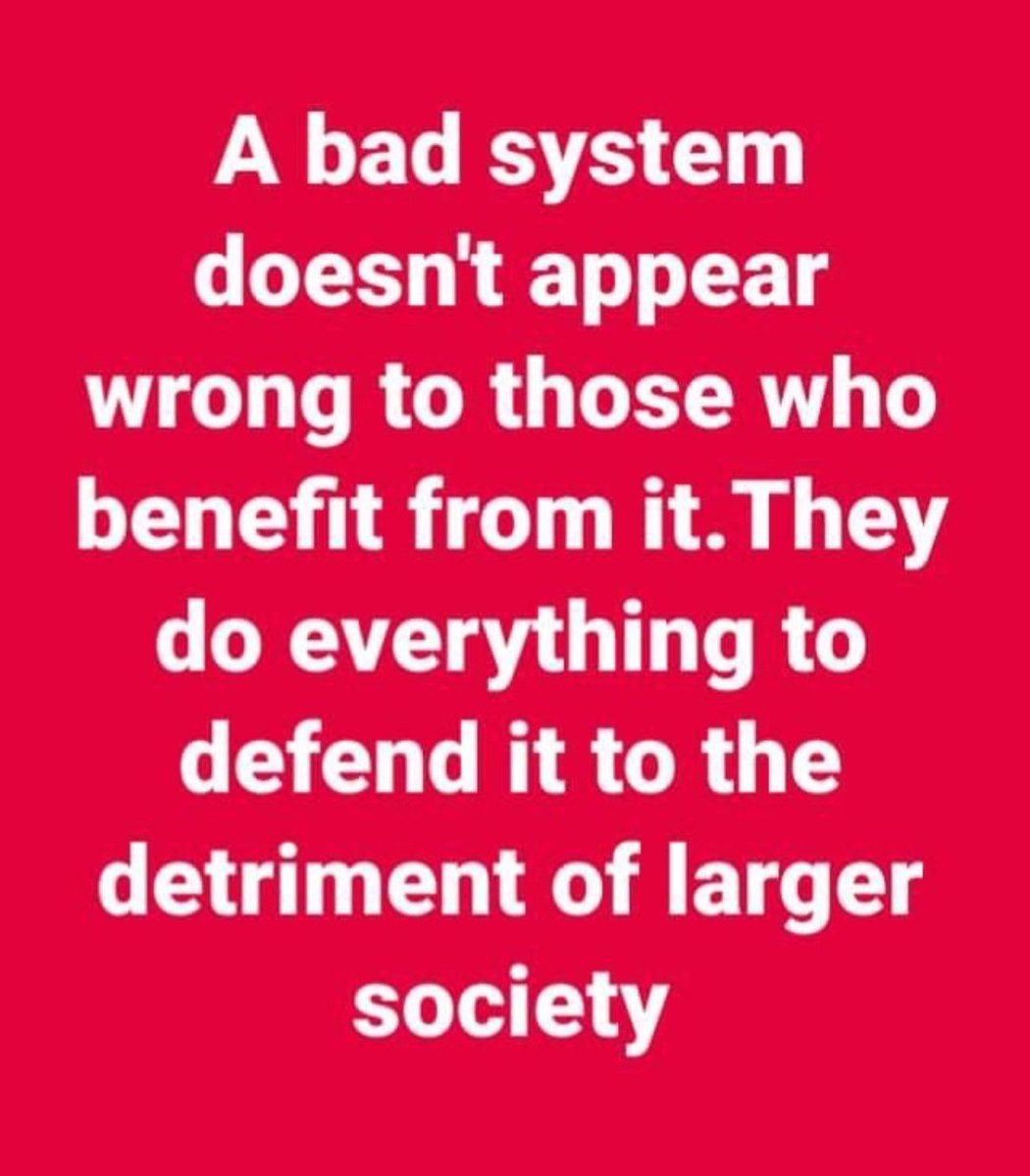 AzikZikko's tweet photo. @citizentvkenya The middlemen have to defend "kitega uchumi chao" no matter how detrimental it is to the citizens https://t.co/7CA0aphv9N