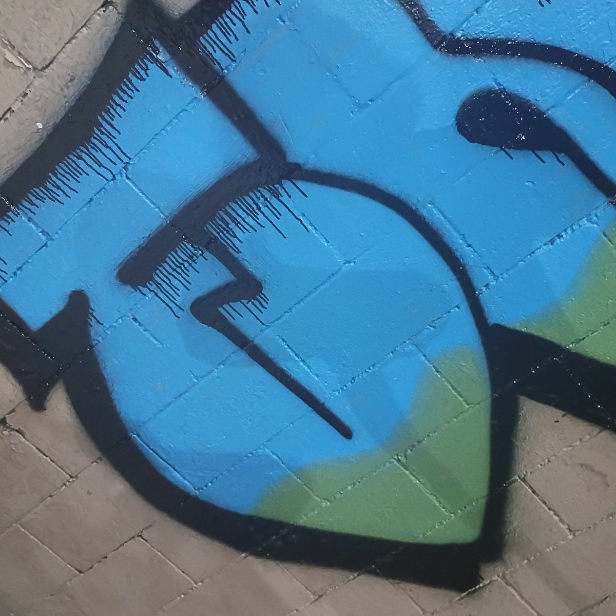certainlyisntt's tweet photo. Envy.. made the outline bleed I dig the drips https://t.co/lboAiJjBm3
