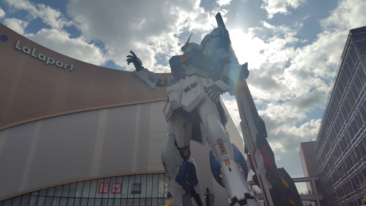 x_junk71_x's tweet photo. νガンダムを鑑賞 https://t.co/0wZC1ENKJa