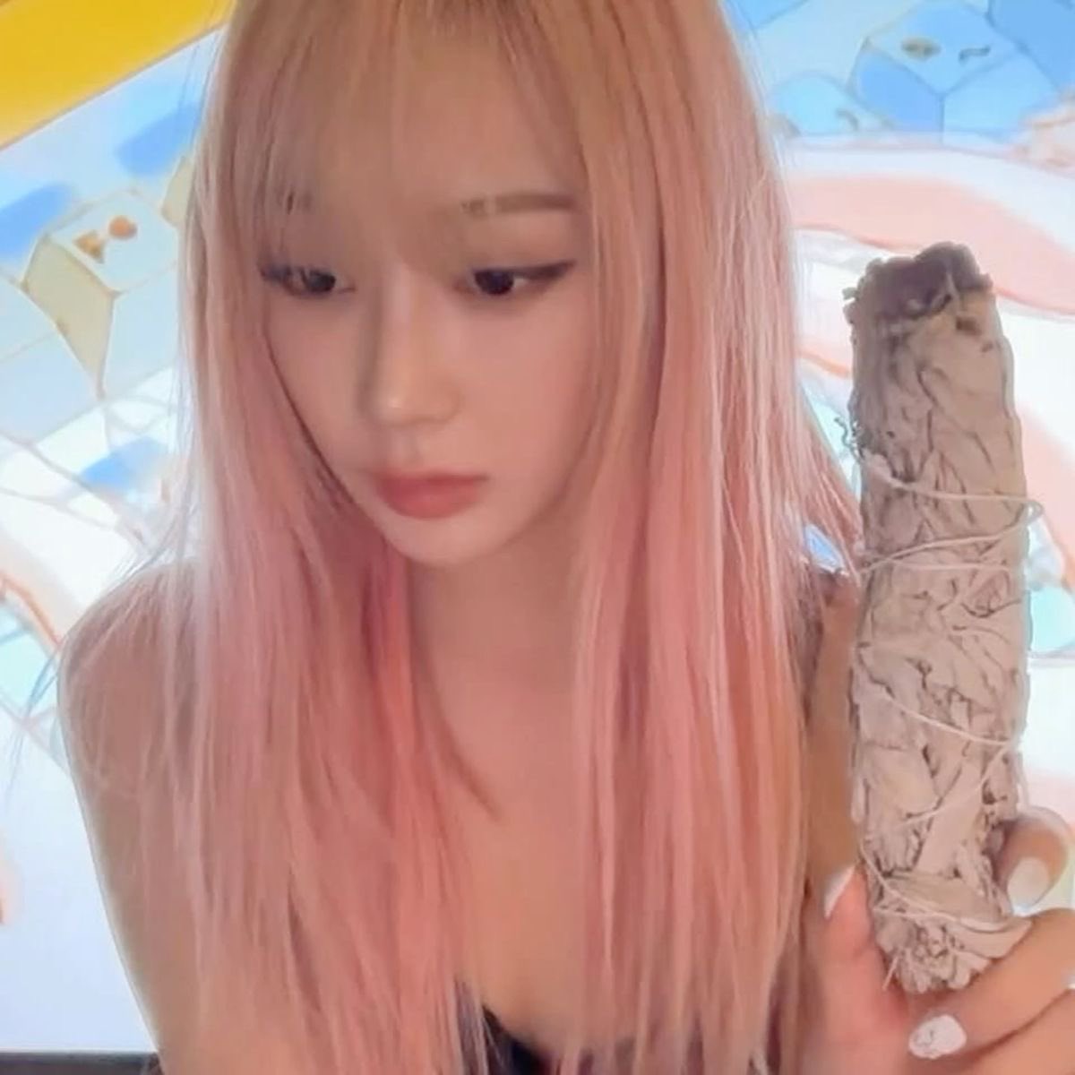 hungrymuffski's tweet photo. me tryna convince myself im not hungry it’s just the fat melting off my body https://t.co/ynrtHSTaXr