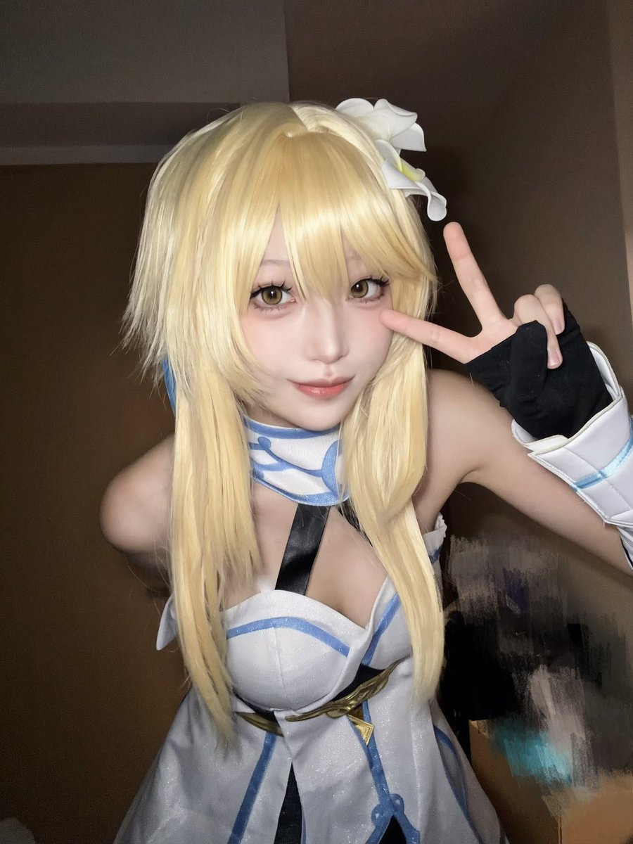 aoi_um1_'s tweet photo. スネージナヤがアツいので
蛍ちゃんコスしました❄️⋆.˚ https://t.co/uuYYJYSQBa